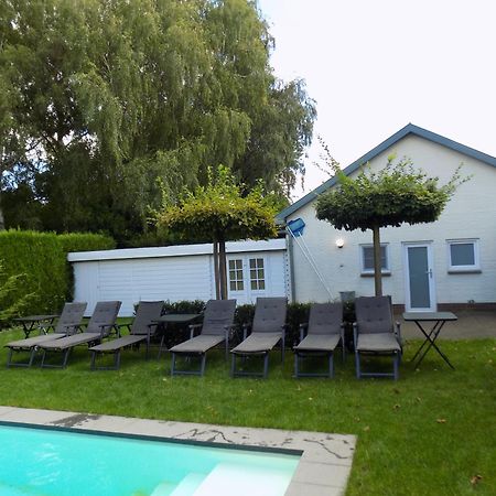 Villa Maas & Kempen Maaseik Exterior foto