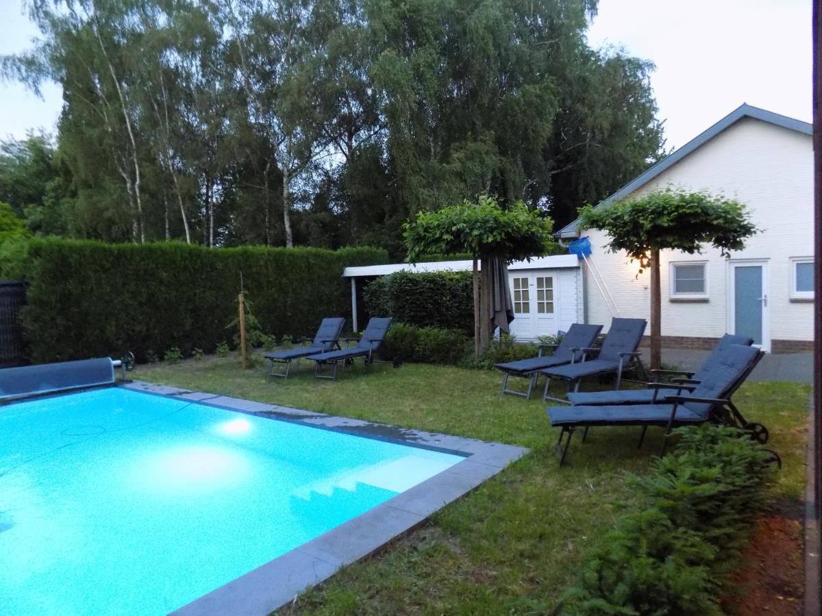 Villa Maas & Kempen Maaseik Exterior foto